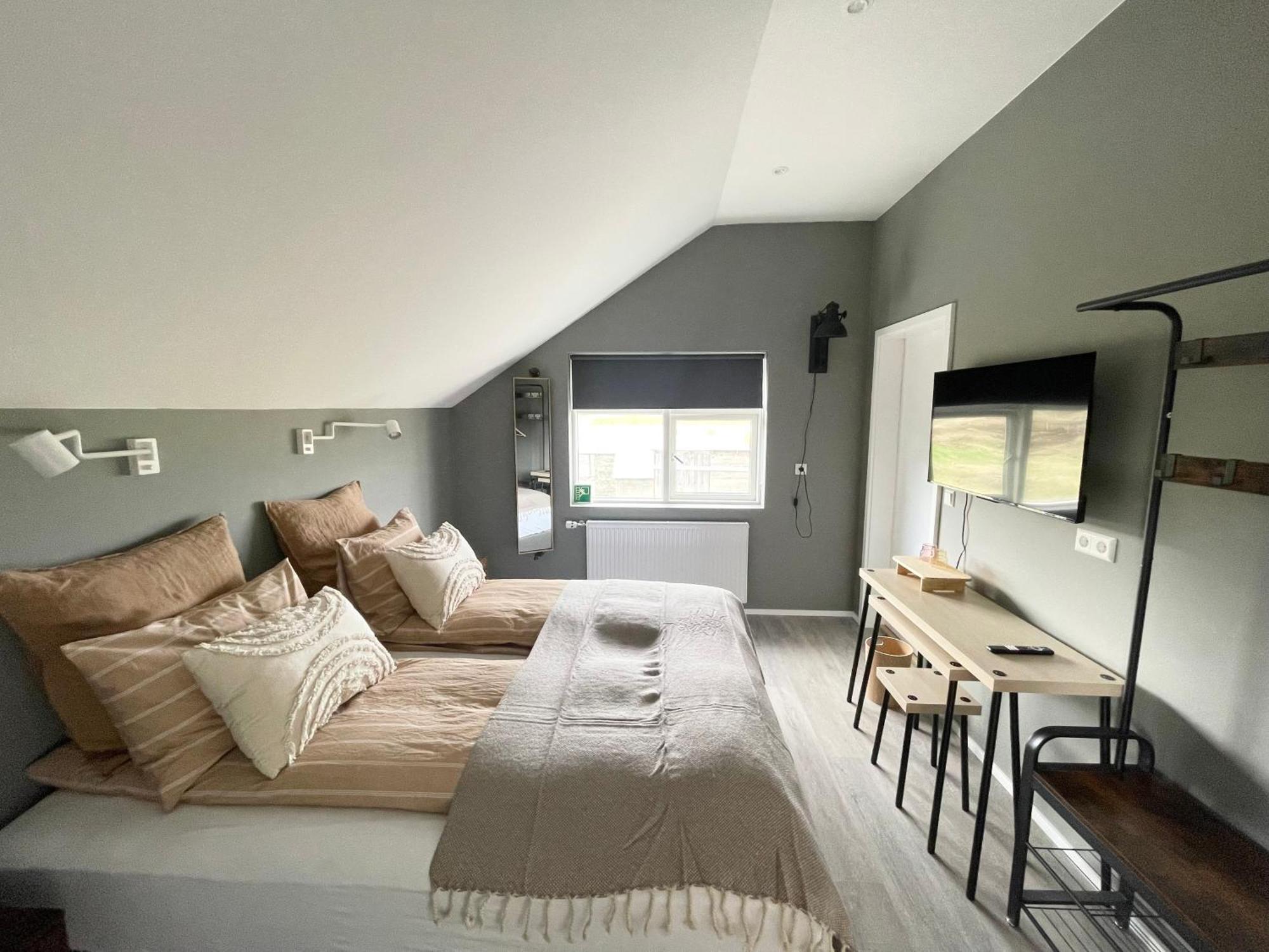Lindarholl Guesthouse Stori-Bakki Dış mekan fotoğraf